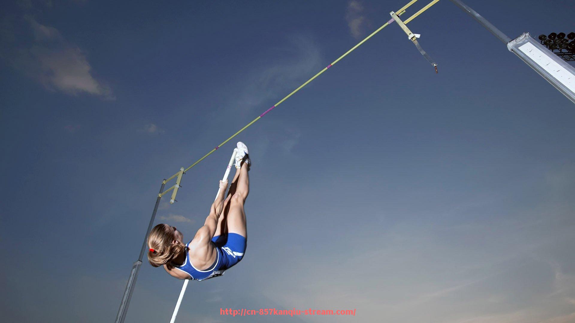 857直播看球平台-世俱杯球迷助威表演队风采展示:看台上也有表演主角