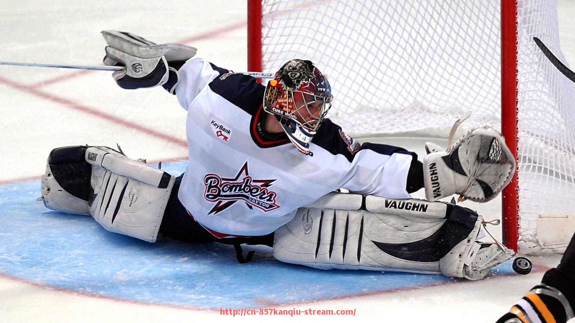 857直播看球平台-世俱杯球迷助威表演队风采展示:看台上也有表演主角